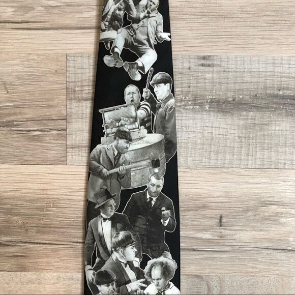 Vintage Ralph Marlin “Three Stooges Antics” Tie - Picture 2 of 6